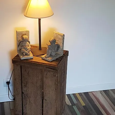 Lumineux A Sainte-genevieve, 45 M² Jardin Apartmán